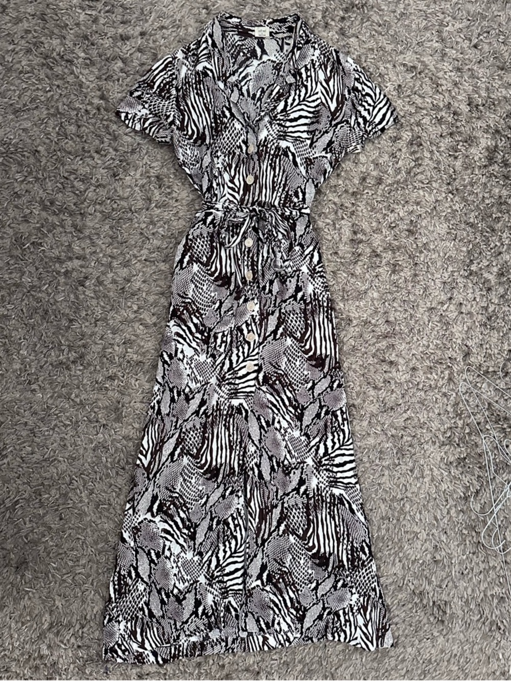 Aritzia Wilfred animal print midi dress